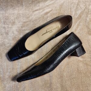 Salvatore Ferragamo Black Nero Calf Croc-Patterned heels, Size 10 2A
